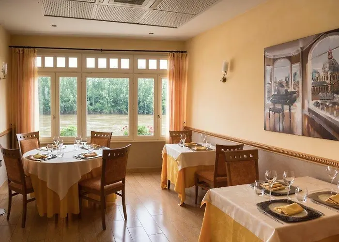 De La Gabelle מלון 3*